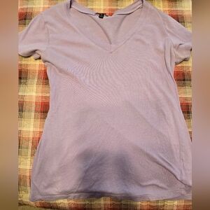 Forever 21 Light Purple V-Neck Short Sleeve Top